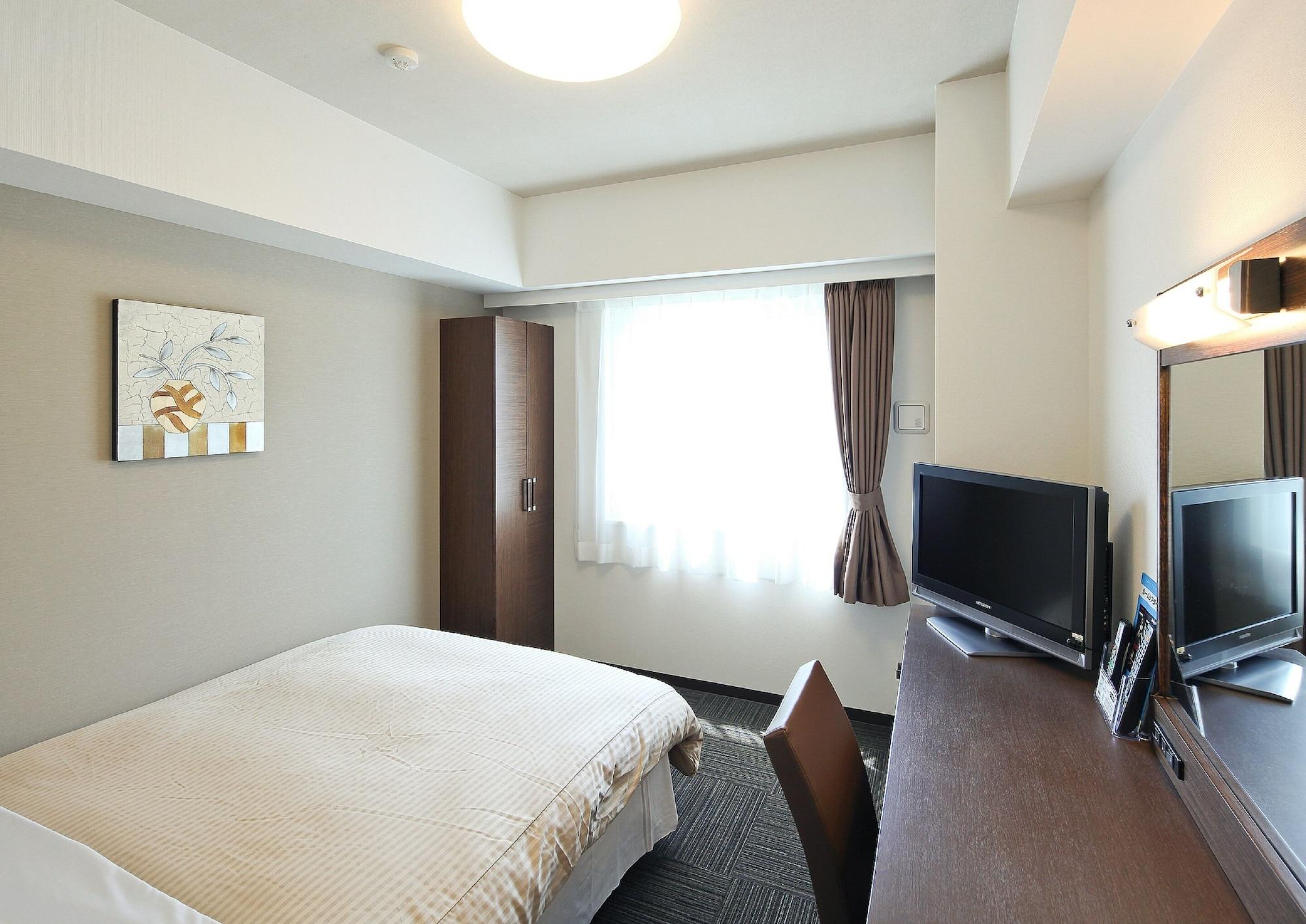 Hotel Route-Inn Komagane Inter Exteriör bild