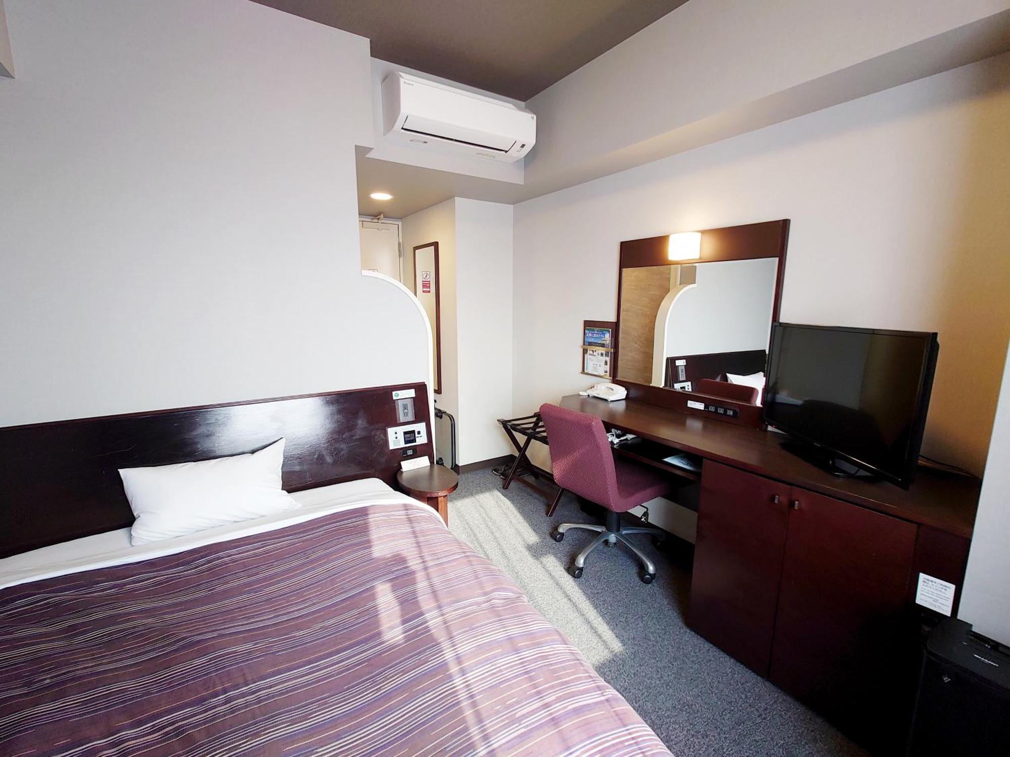 Hotel Route-Inn Komagane Inter Exteriör bild