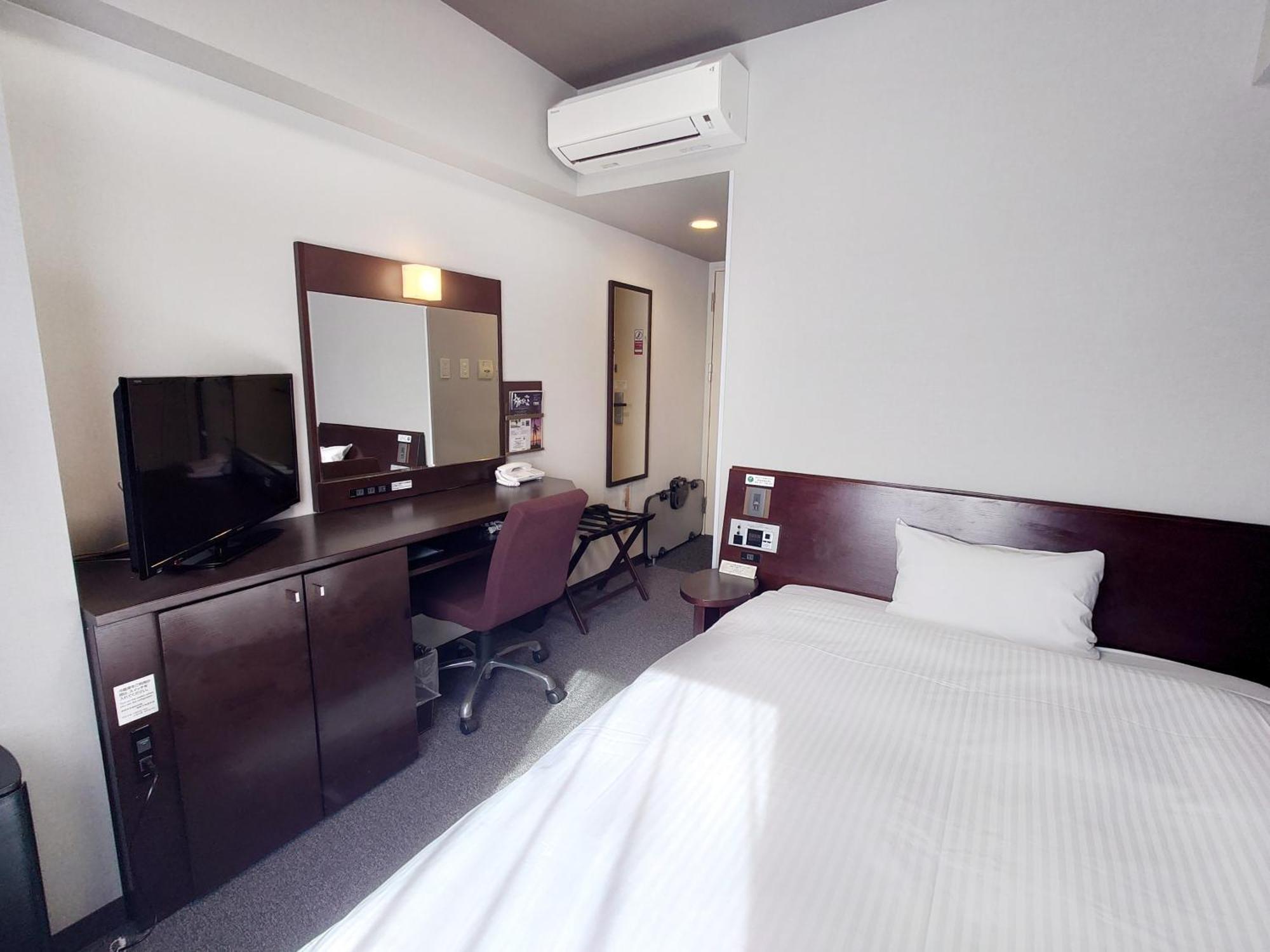 Hotel Route-Inn Komagane Inter Exteriör bild