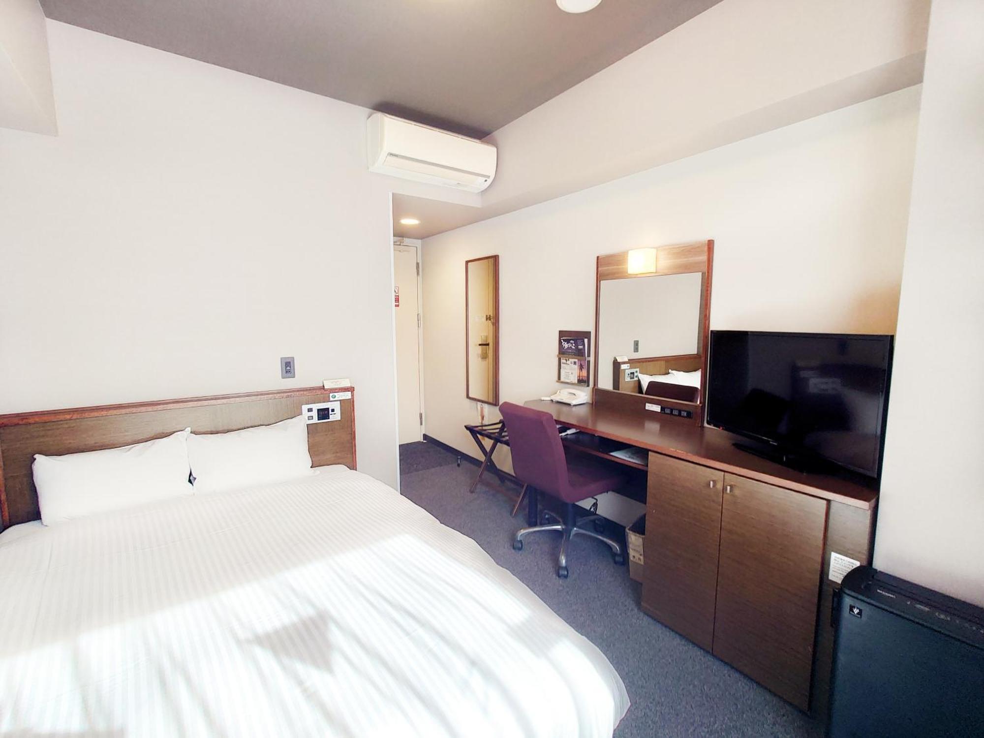 Hotel Route-Inn Komagane Inter Exteriör bild